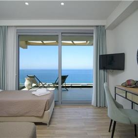 3 bedroom villa with pool & sea views, Agios Mathaios, sleeps 6